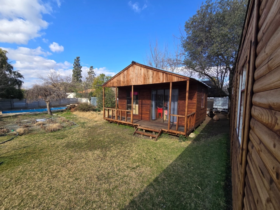 8 Bedroom Property for Sale in Bayswater Free State